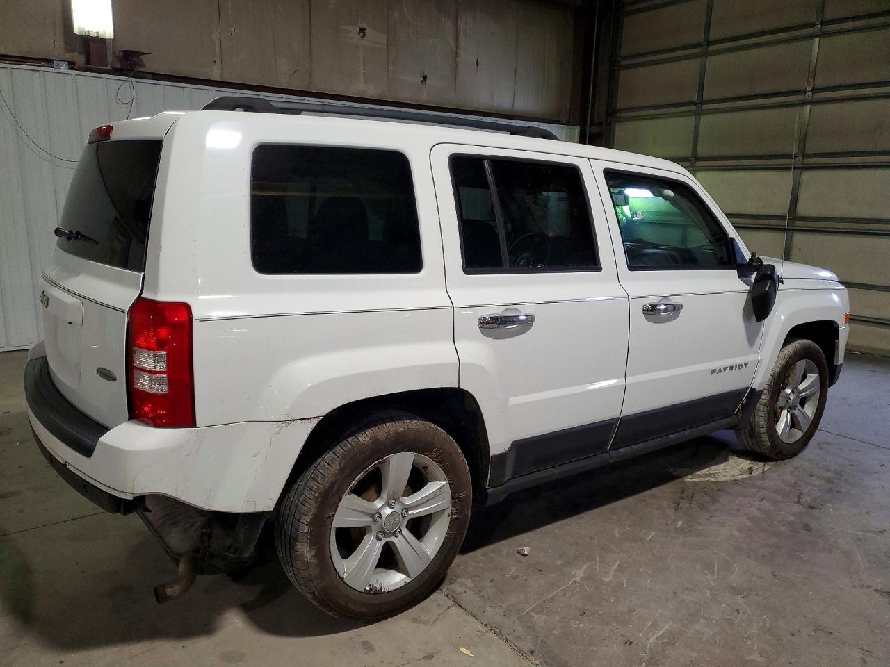2016 Jeep Patriot Latitude - Image 3
