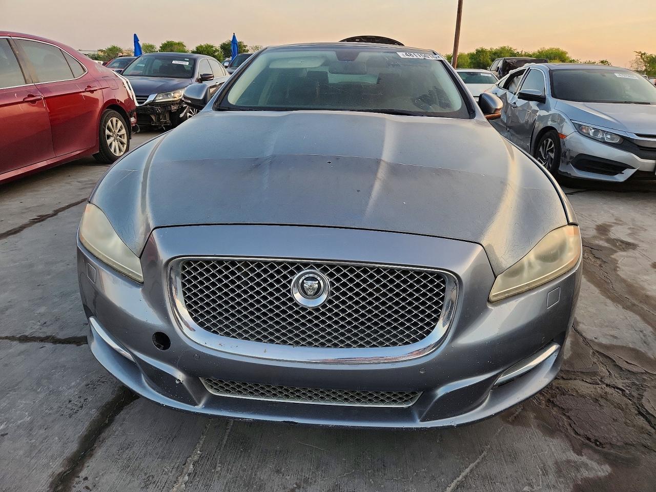 2012 Jaguar Xjl - Фото 5