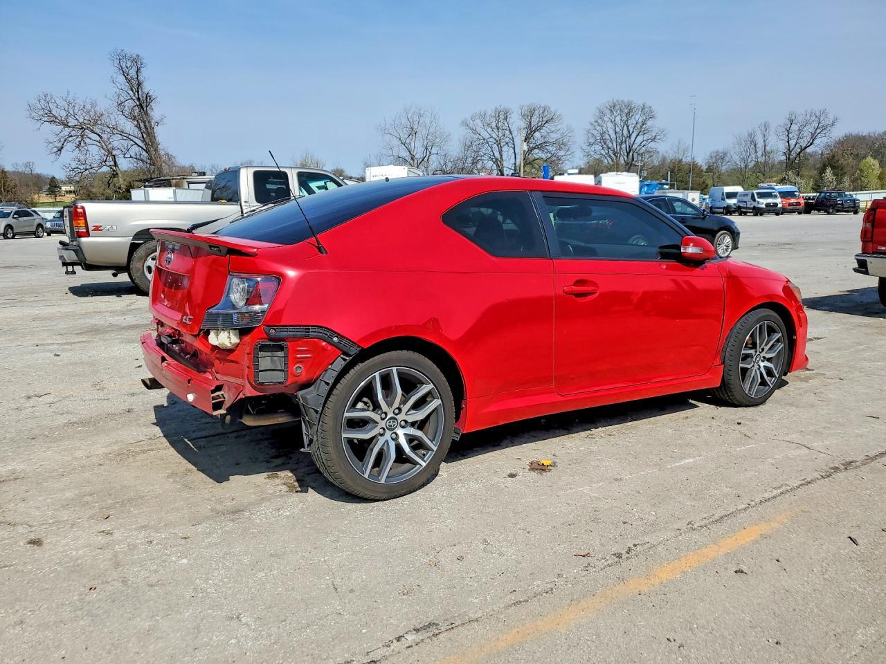 2016 Scion Tc Base - Фото 3
