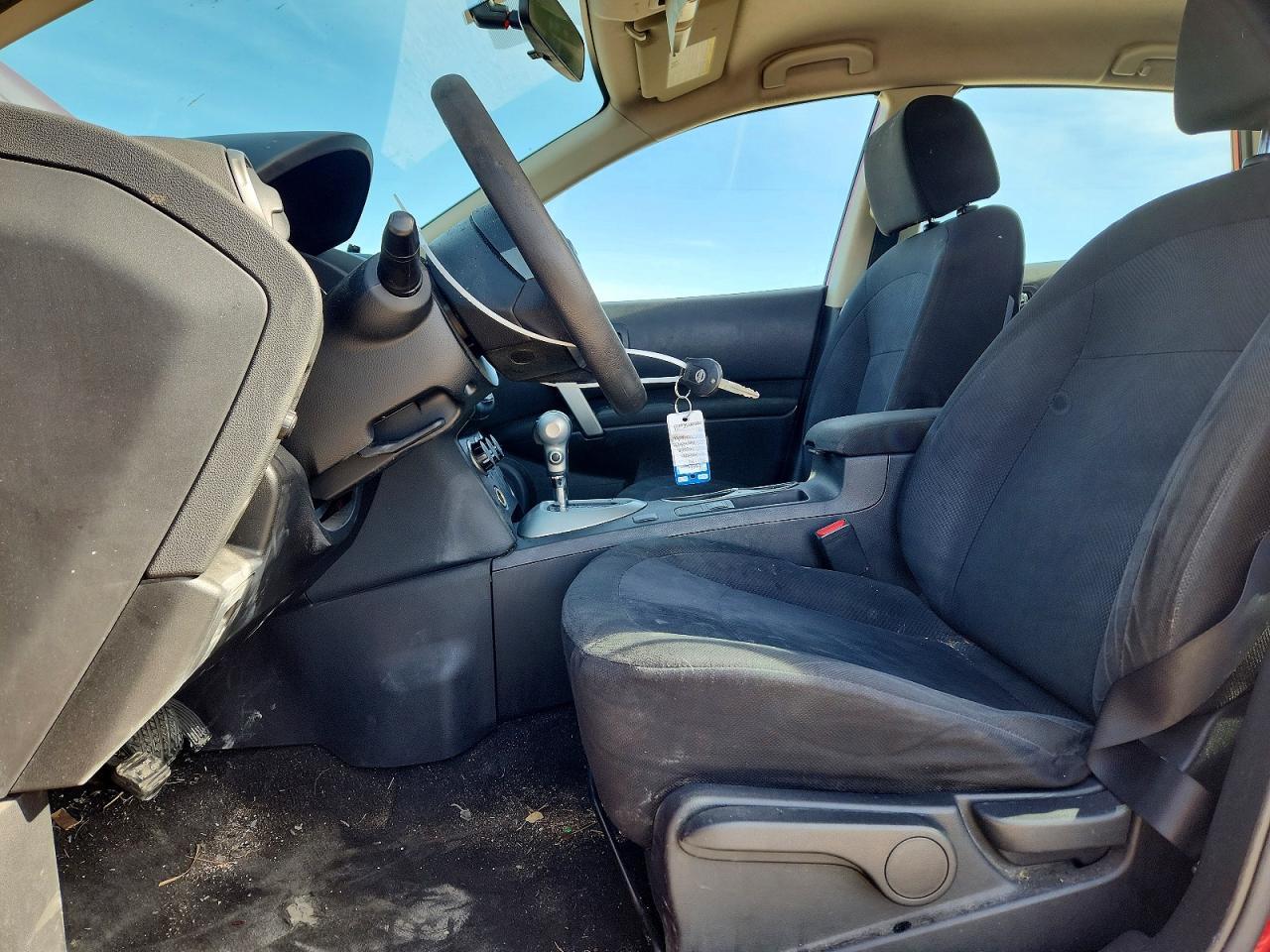 2014 Nissan Rogue Select S - Image 7