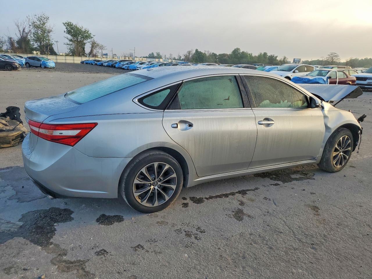 2017 Toyota Avalon Xle - Фото 3