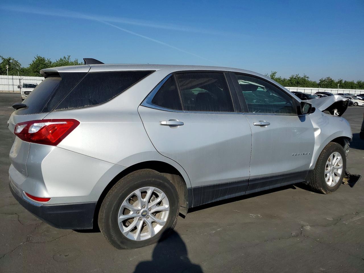 2021 Chevrolet Equinox Lt - Image 3