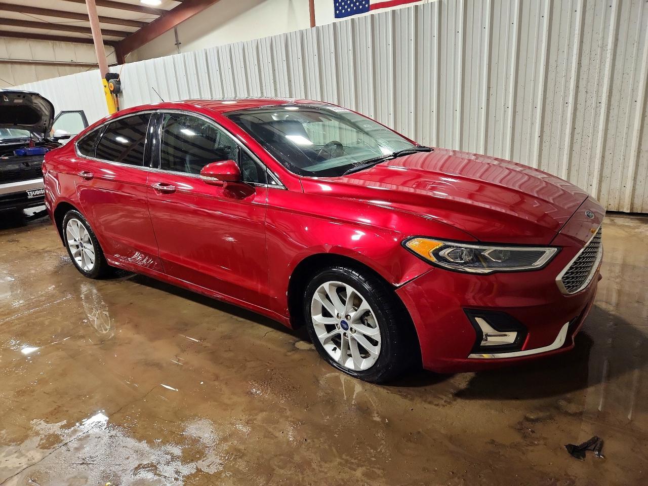 2020 Ford Fusion Titanium - Фото 4