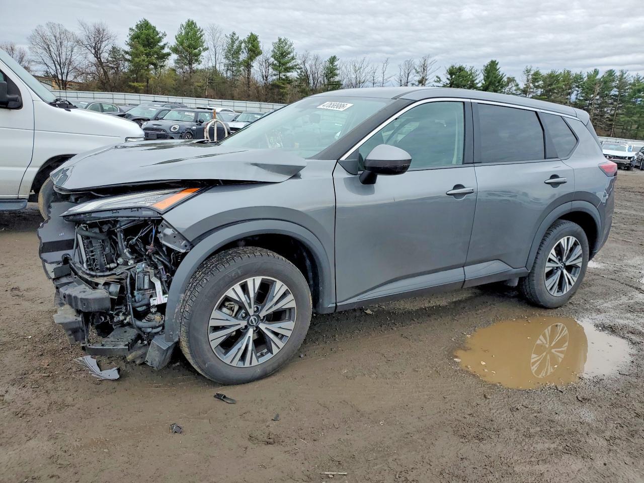 2022 Nissan Rogue Sv