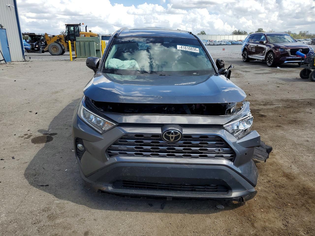 2021 Toyota Rav4 Limited - Фото 5
