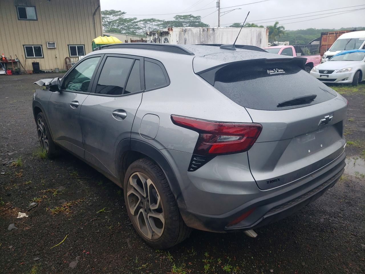 2025 Chevrolet Trax 2Rs - Image 2