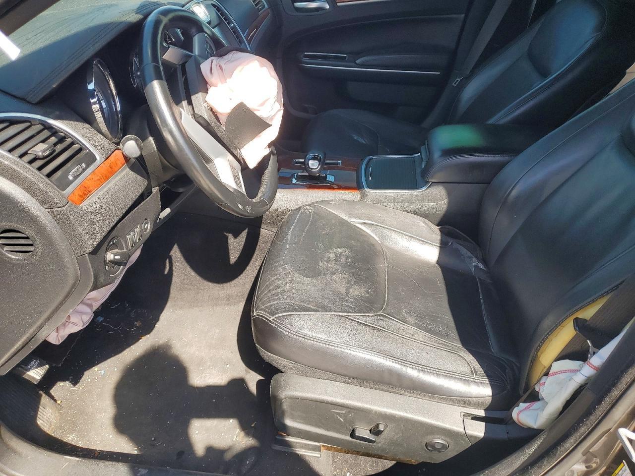 2014 Chrysler 300 - Фото 7