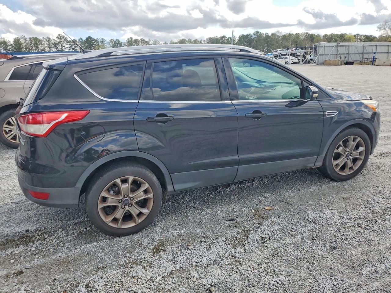 2014 Ford Escape Titanium - Фото 3