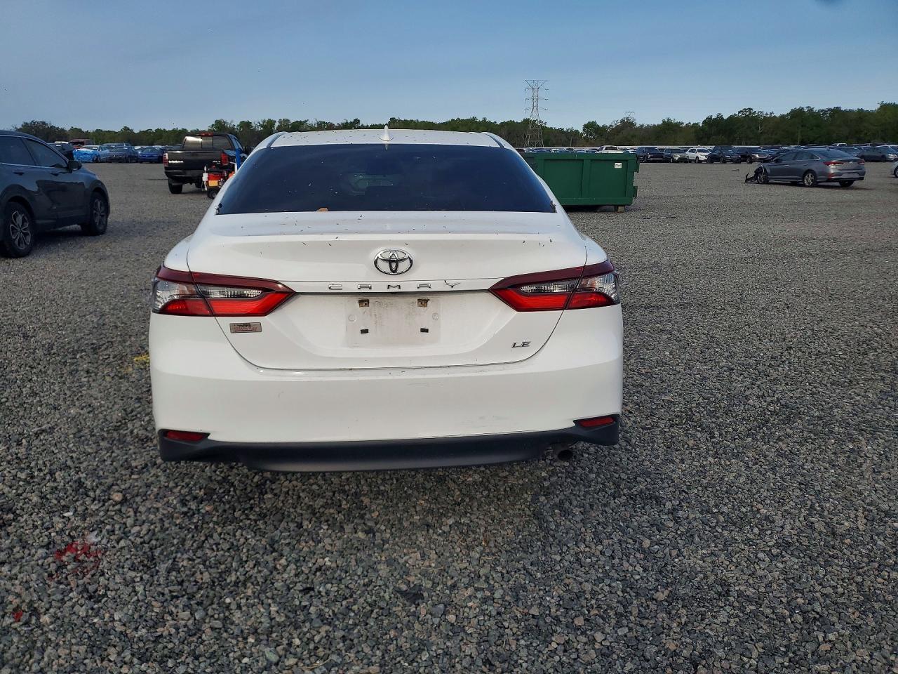 2023 Toyota Camry Le - Image 6