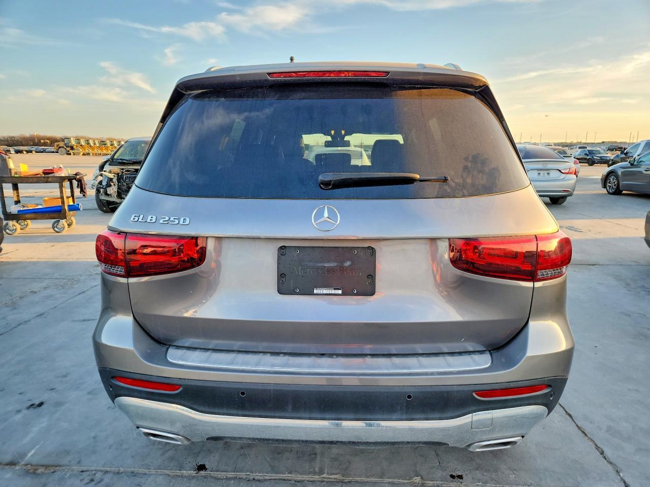 2023 Mercedes-Benz Glb 250 - Фото 6