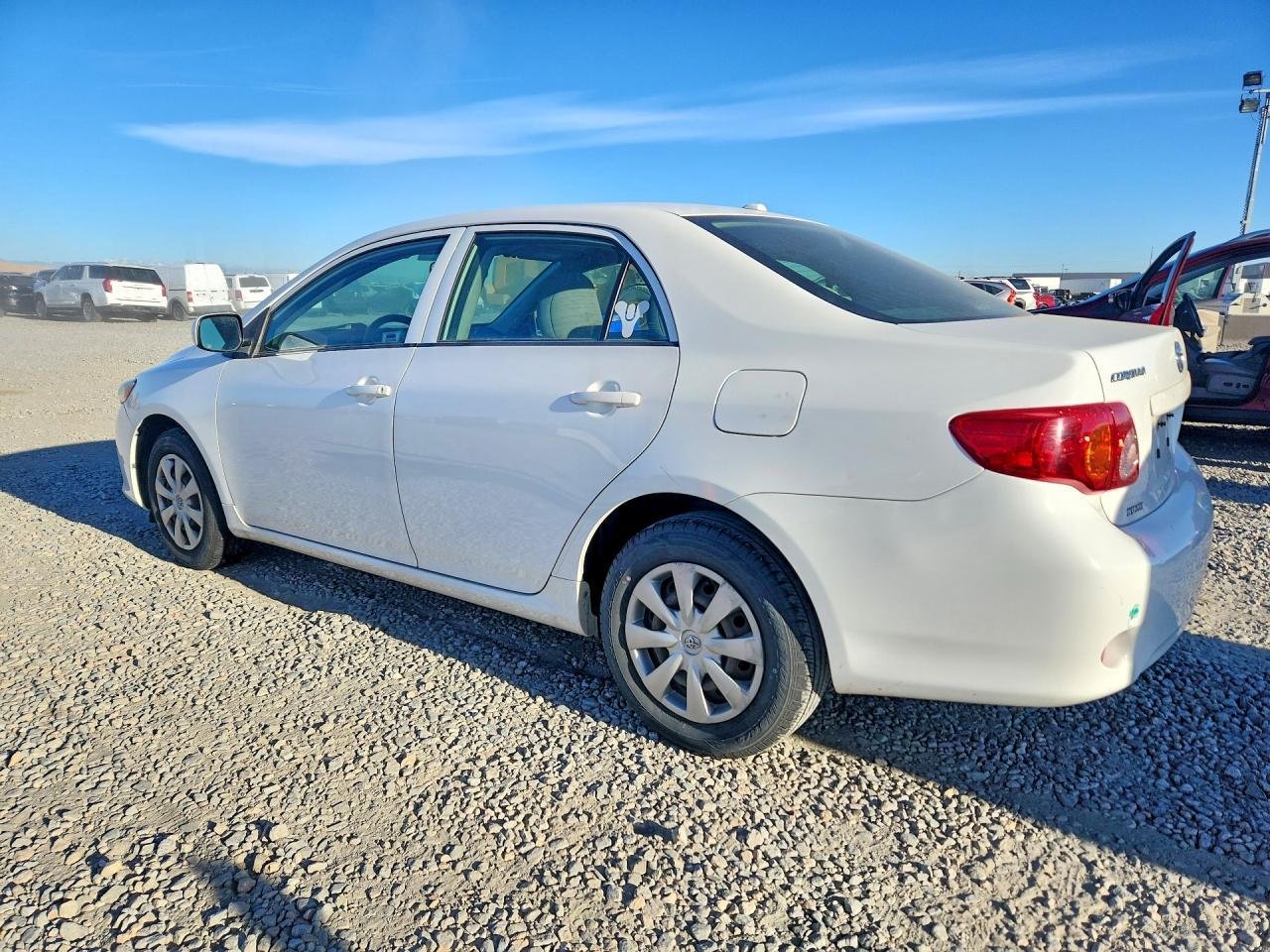 2010 Toyota Corolla Le - Фото 2