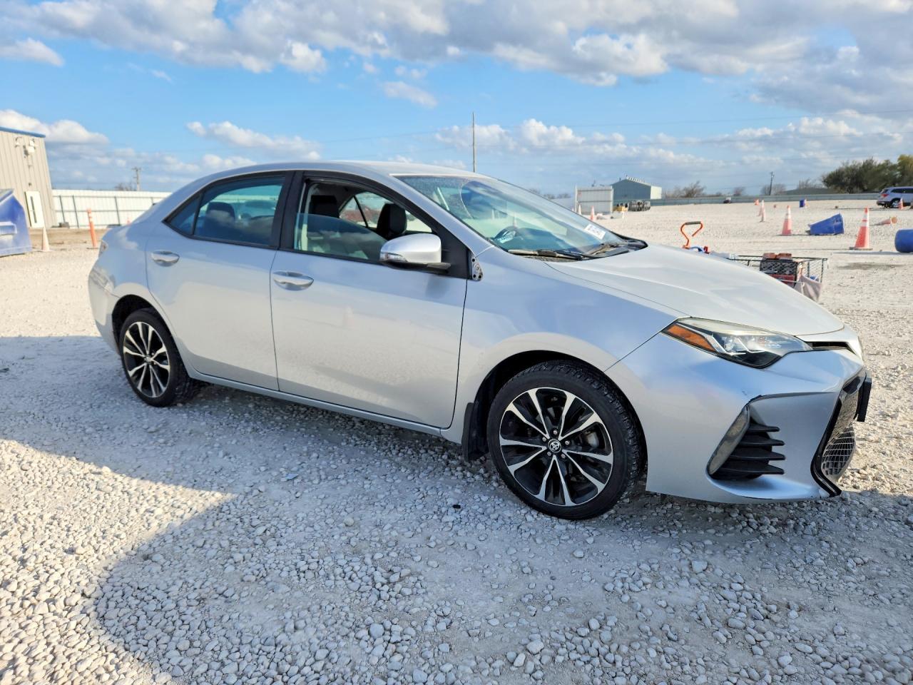 2019 Toyota Corolla Se - Фото 4