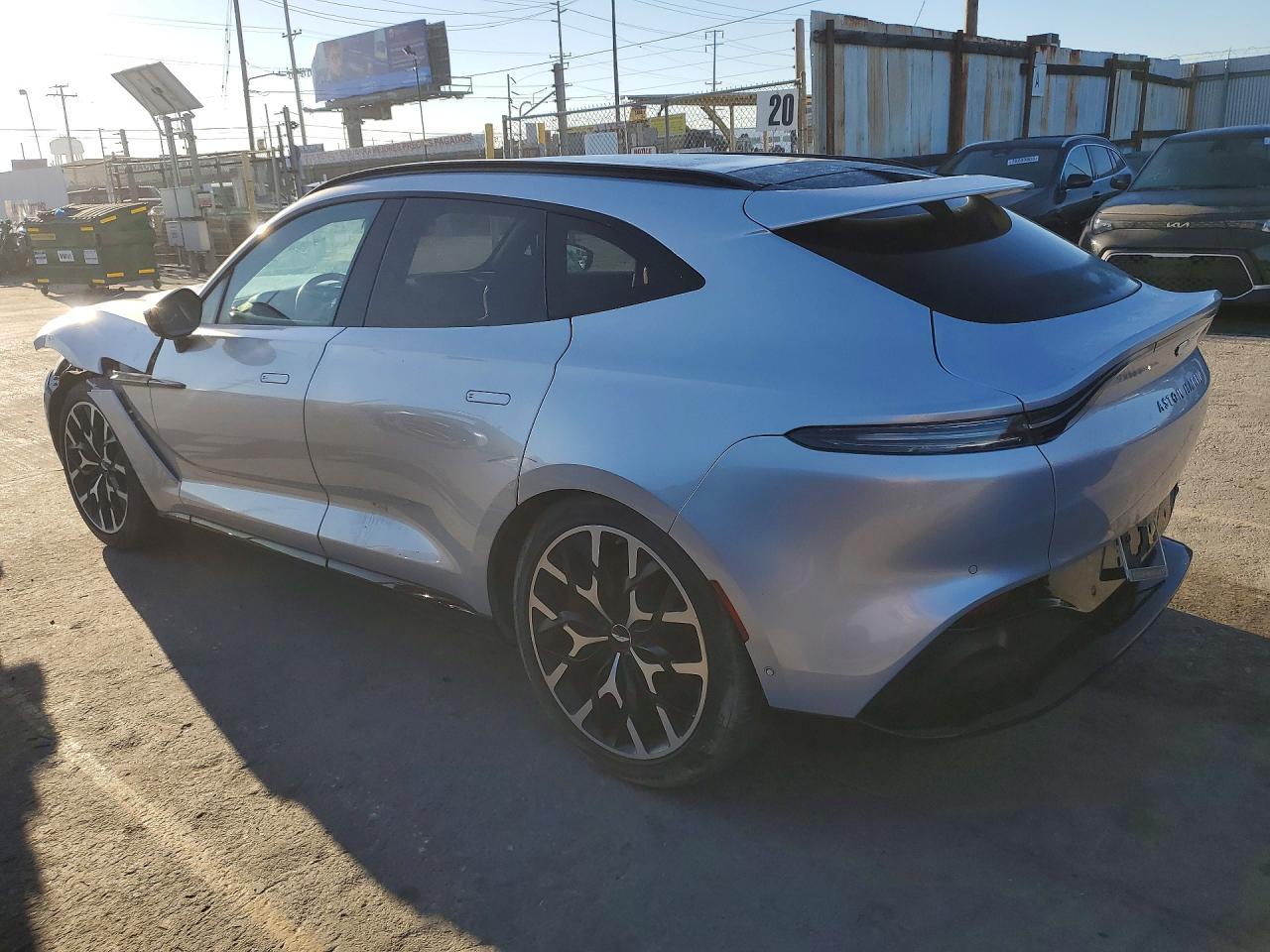 2021 Aston Martin Dbx - Image 2