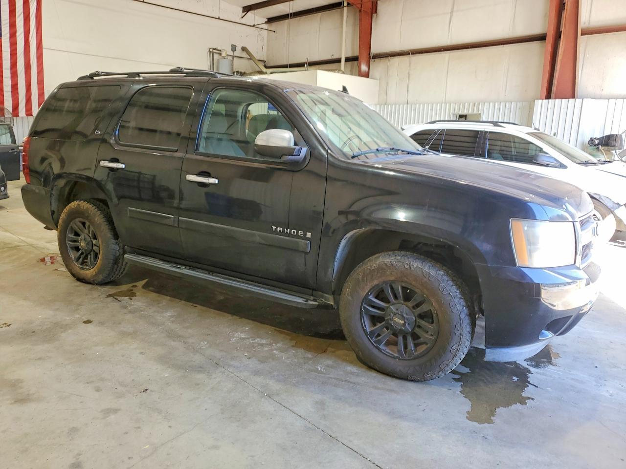 2008 Chevrolet Tahoe C1500 - Image 4