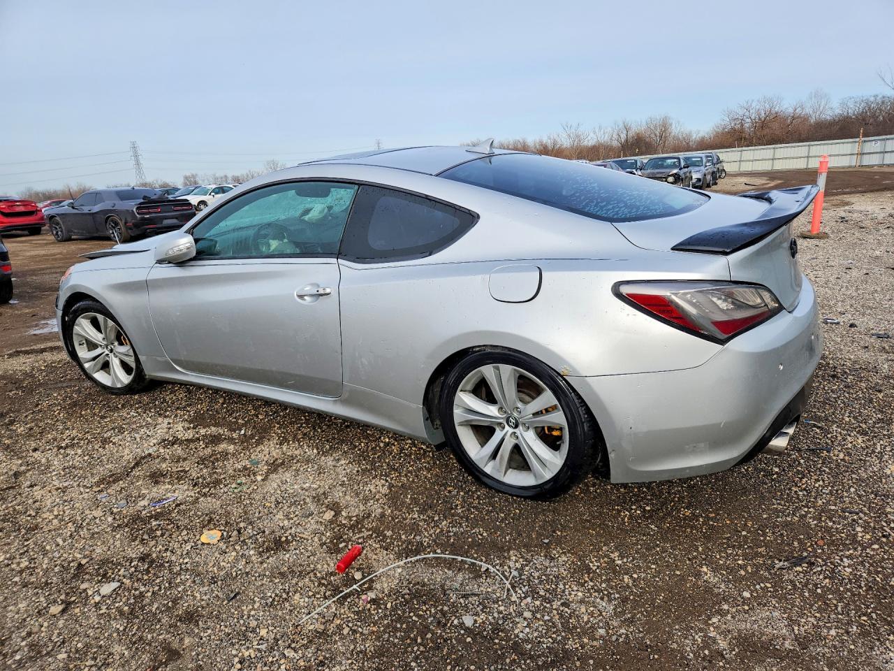 2010 Hyundai Genesis Coupe 3.8L Grand Touring - Фото 2