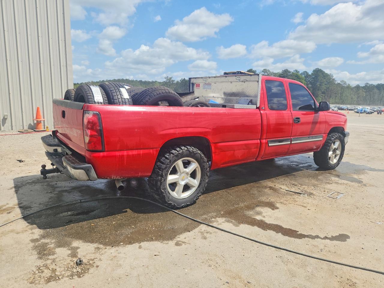 2006 Chevrolet Silverado C1500 - Фото 3