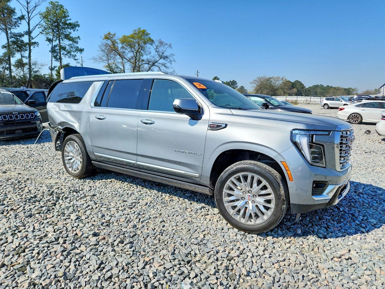 2025 GMC Yukon Xl Denali - Фото 4