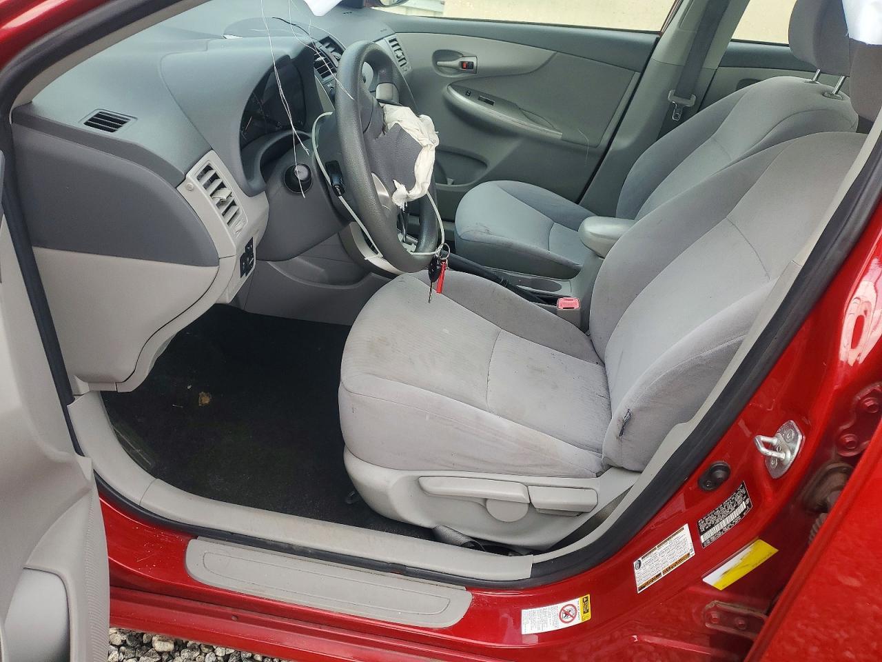 2010 Toyota Corolla Le - Фото 7