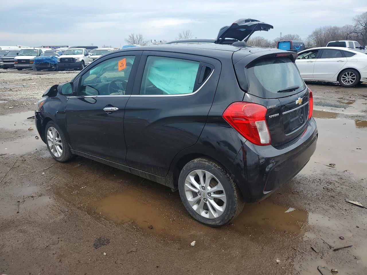 2020 Chevrolet Spark 2Lt - Фото 2