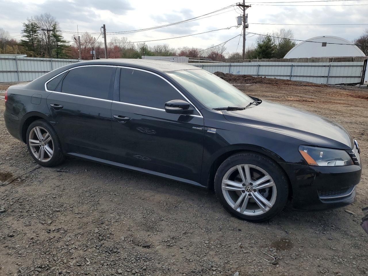 2014 Volkswagen Passat Se - Фото 4