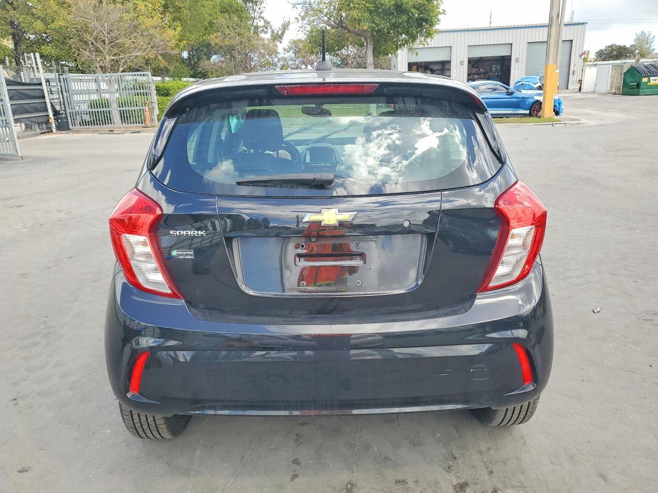 2021 Chevrolet Spark Ls - Фото 6