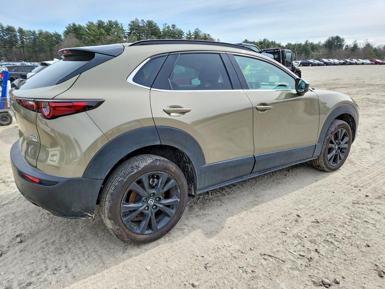 2025 Mazda Cx-30 Carbon Turbo - Image 3