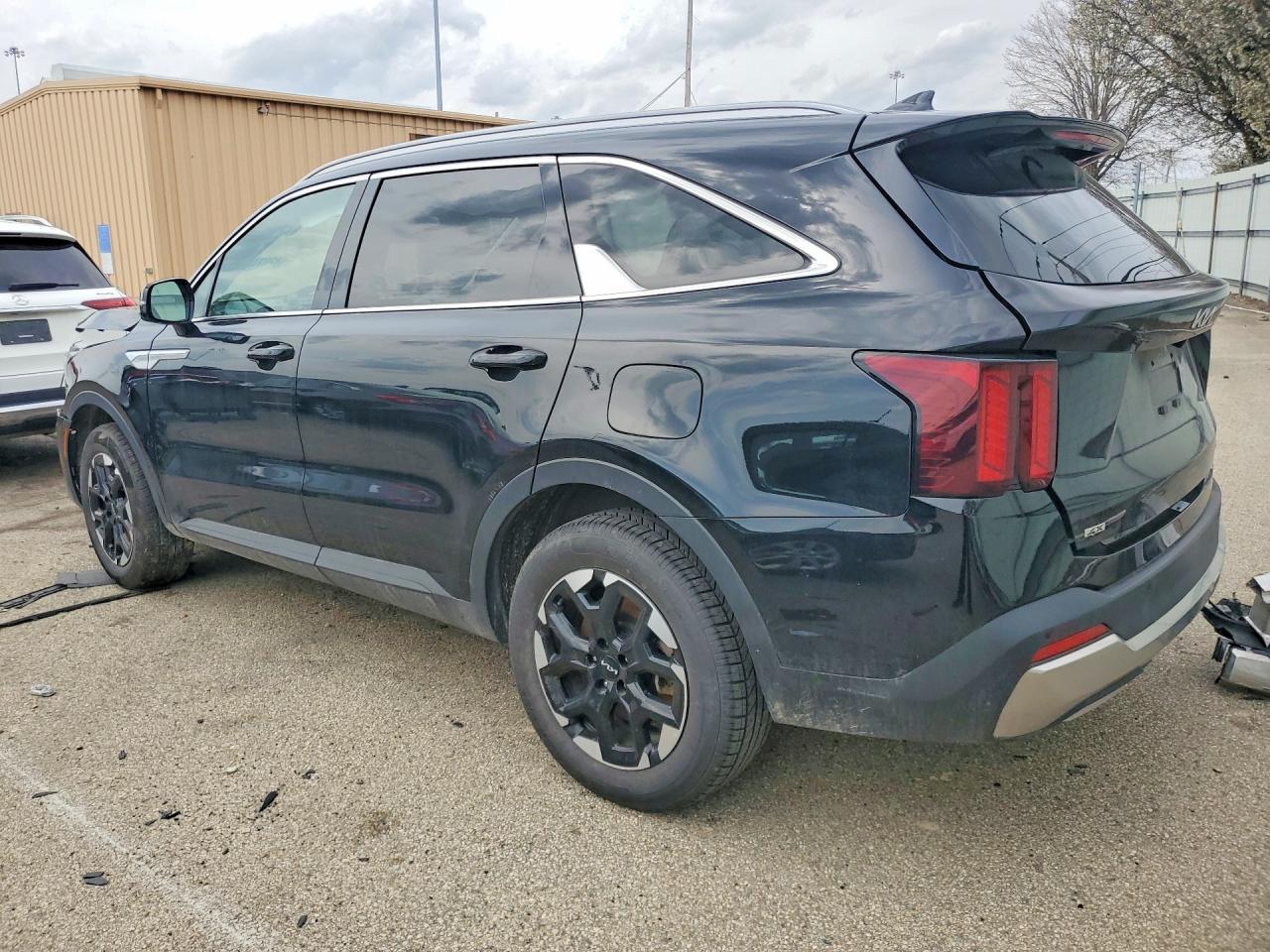 2024 Kia Sorento S - Фото 2