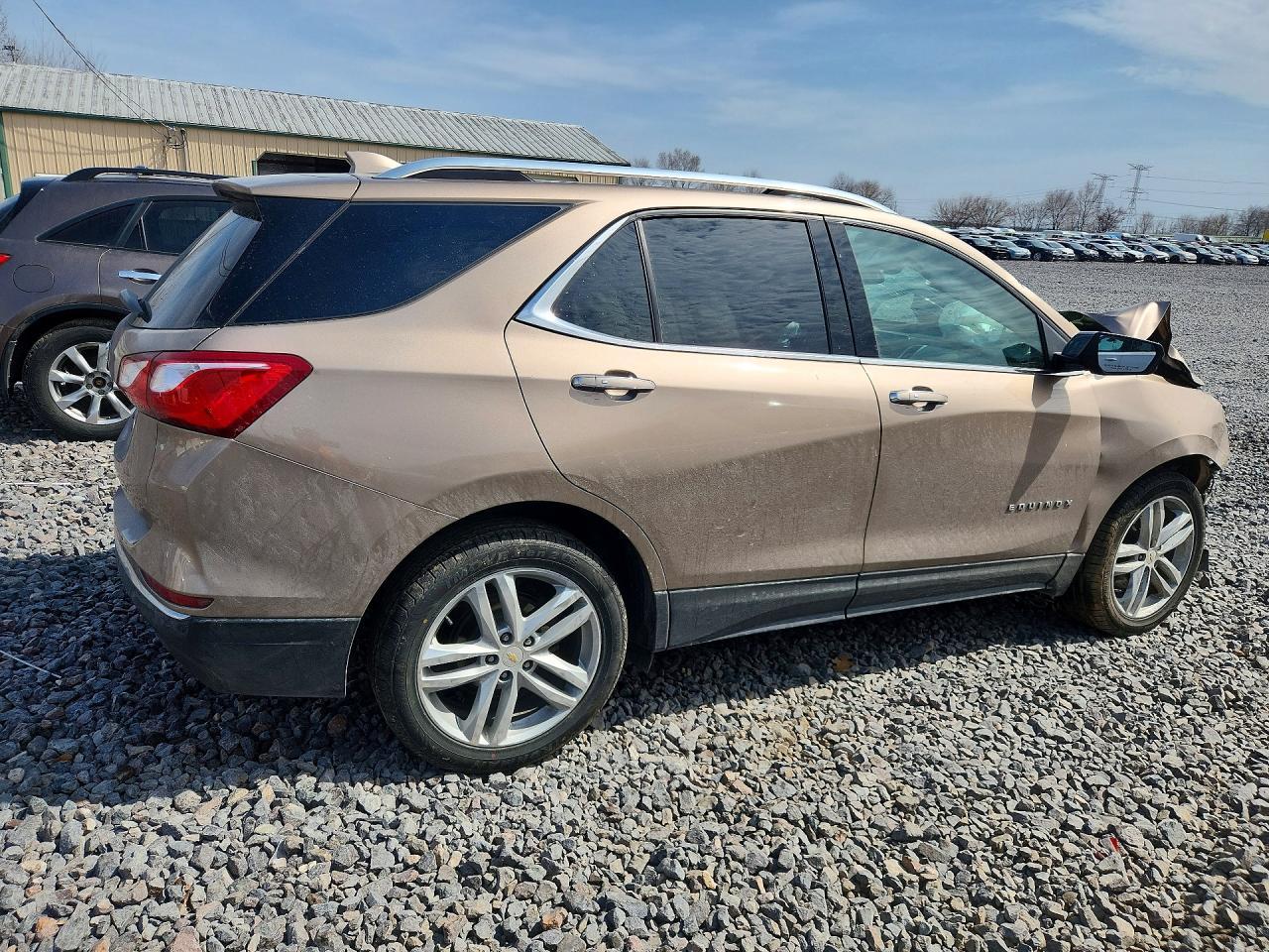 2019 Chevrolet Equinox Premier - Image 3