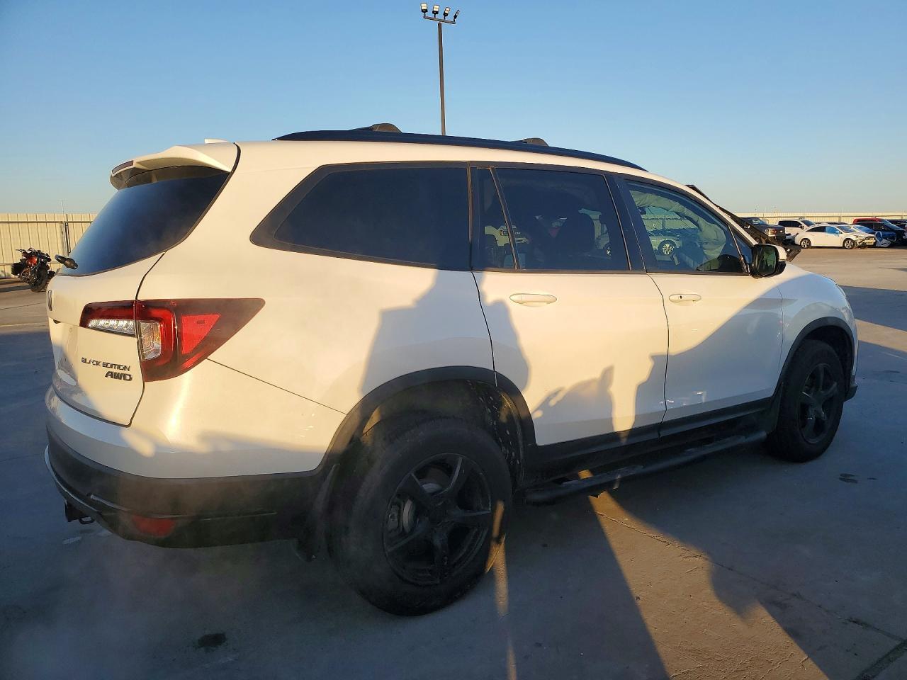 2021 Honda Pilot Black - Фото 3