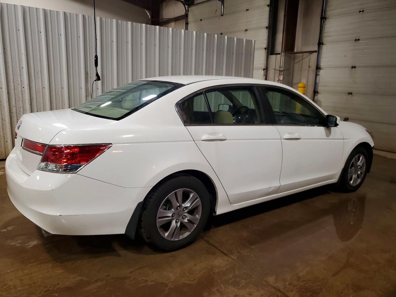 2011 Honda Accord Lxp - Фото 3