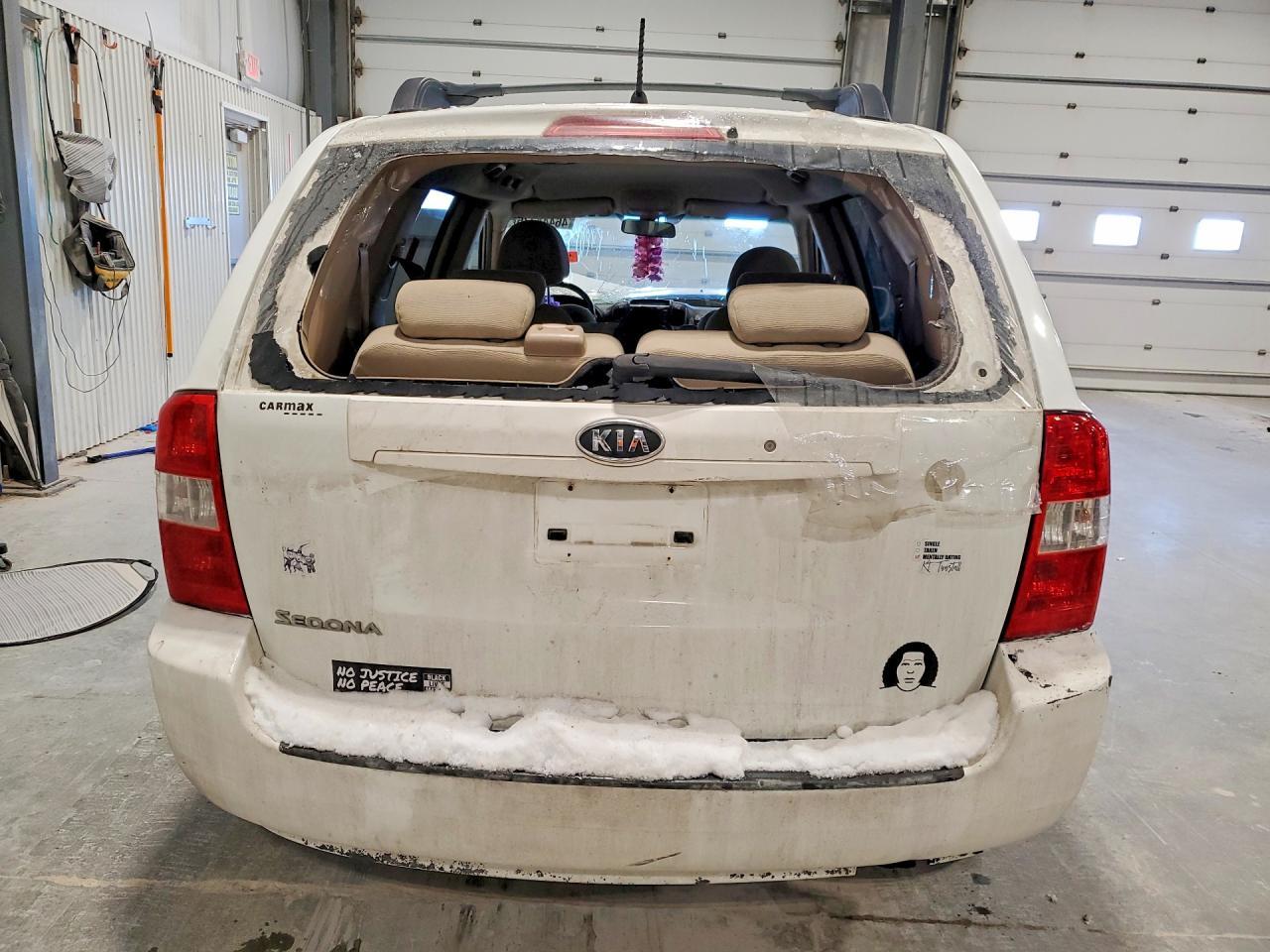2007 Kia Sedona Base - Image 6