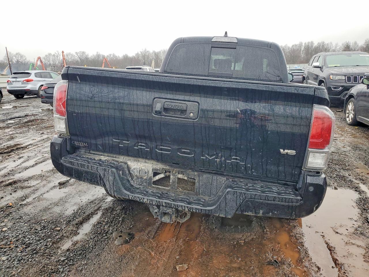 2021 Toyota Tacoma Trd Off-Road - Image 6