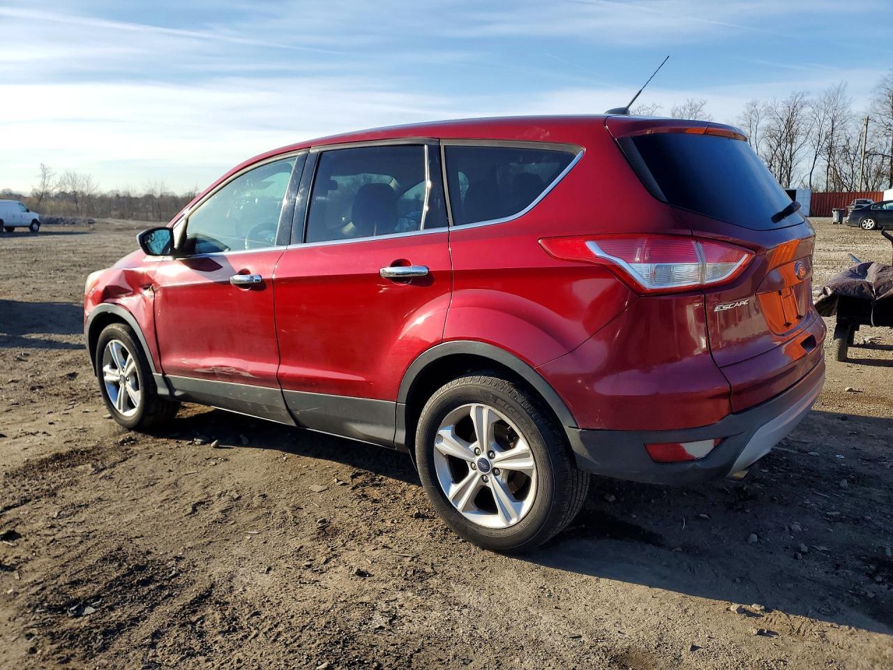 2013 Ford Escape Se - Фото 2