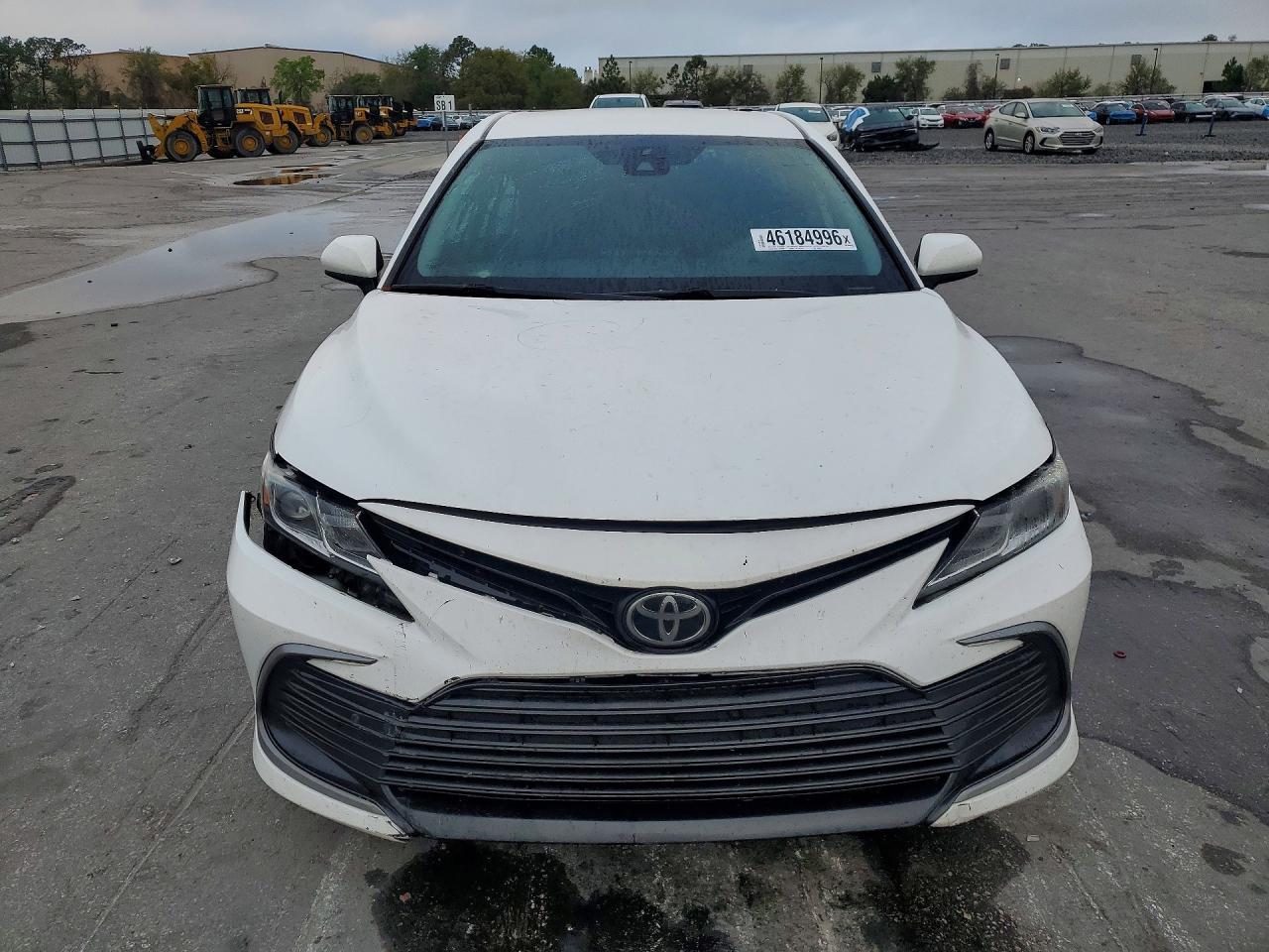 2021 Toyota Camry Le - Image 5