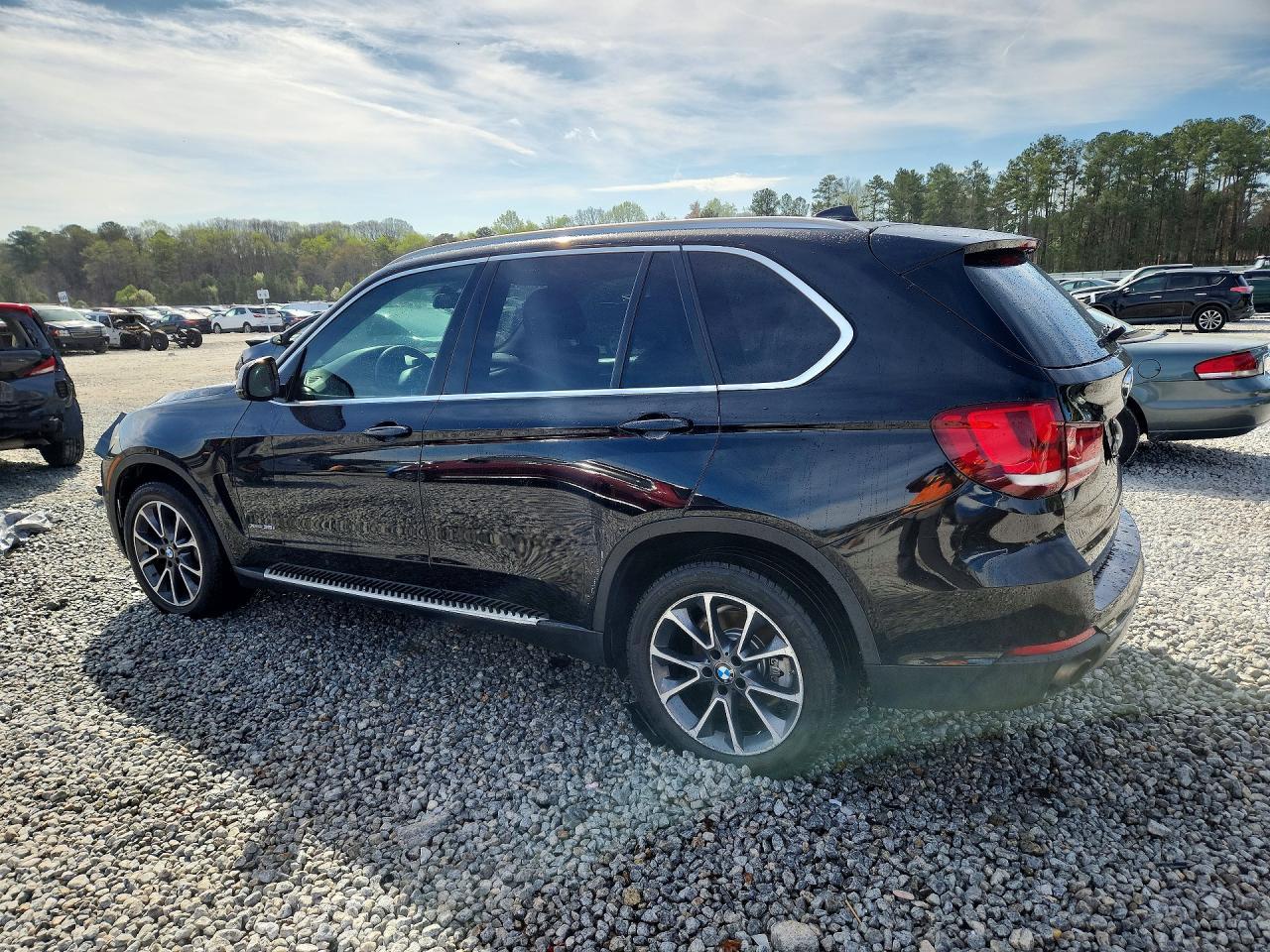 2016 BMW X5 xDrive35I - Фото 2