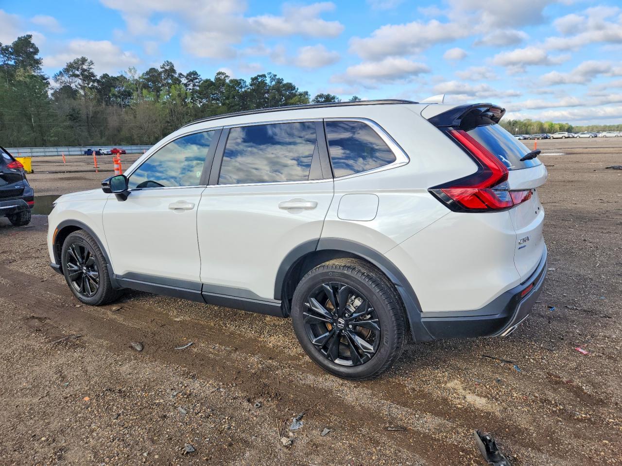 2025 Honda Cr-V Sport Touring - Image 2