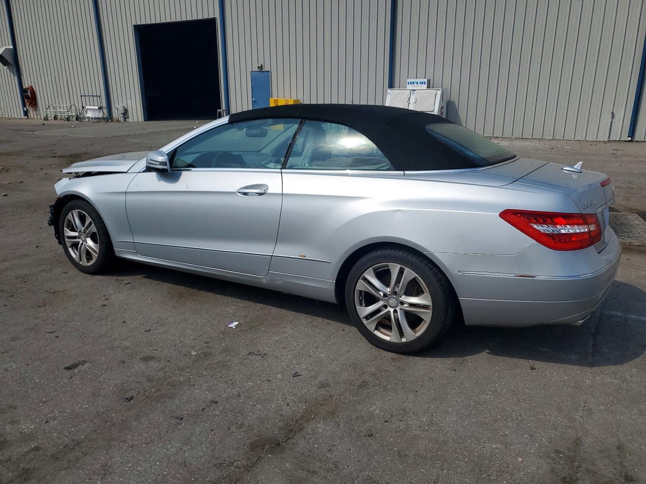 2011 Mercedes-Benz E 350 - Image 2
