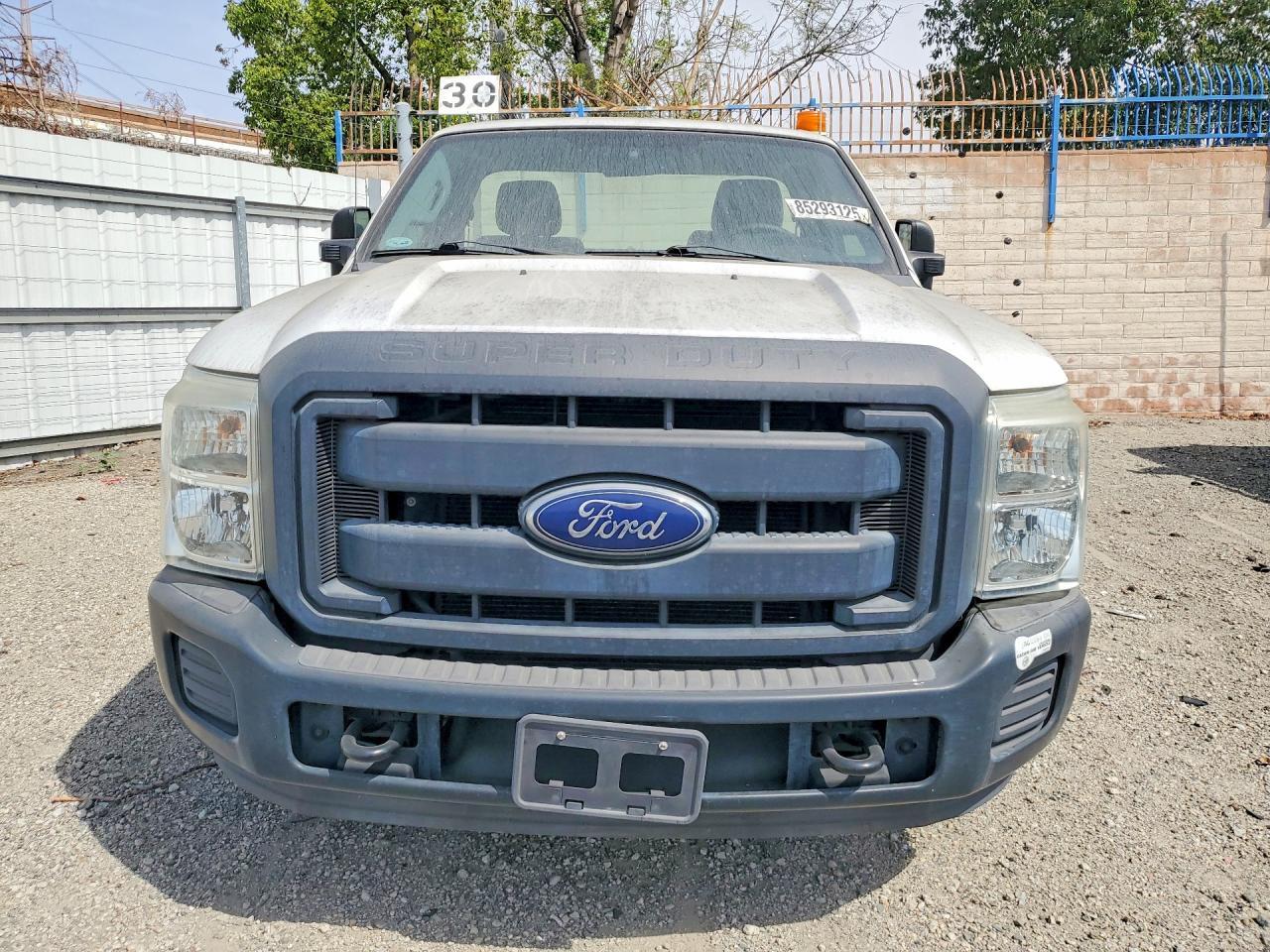 2013 Ford F250 Super Duty - Image 5