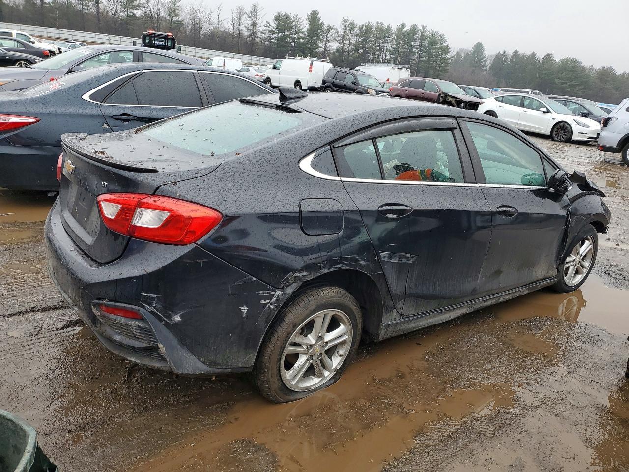 2016 Chevrolet Cruze Lt - Image 3