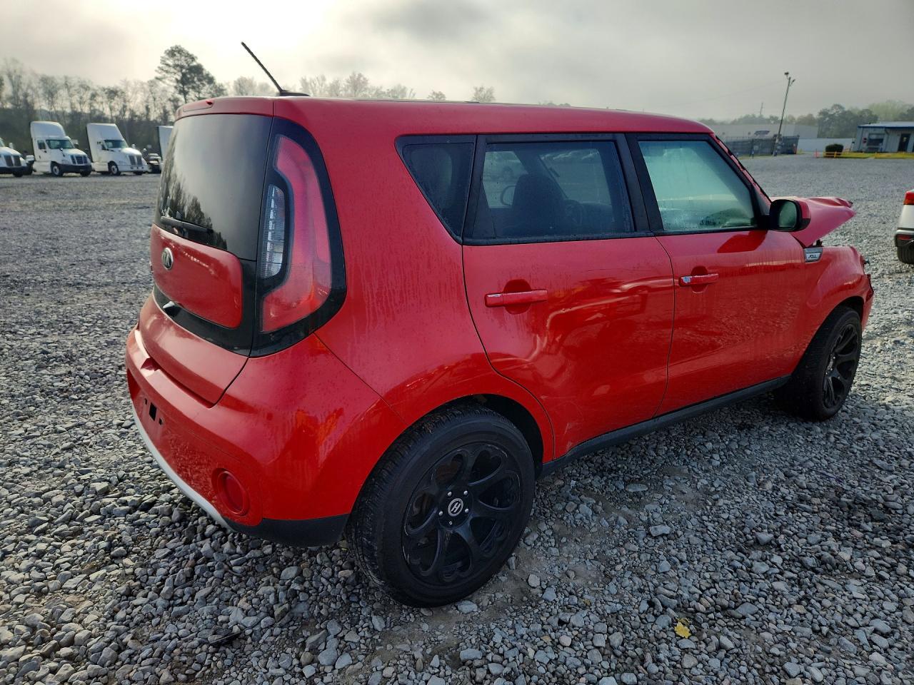 2017 Kia Soul + - Image 3