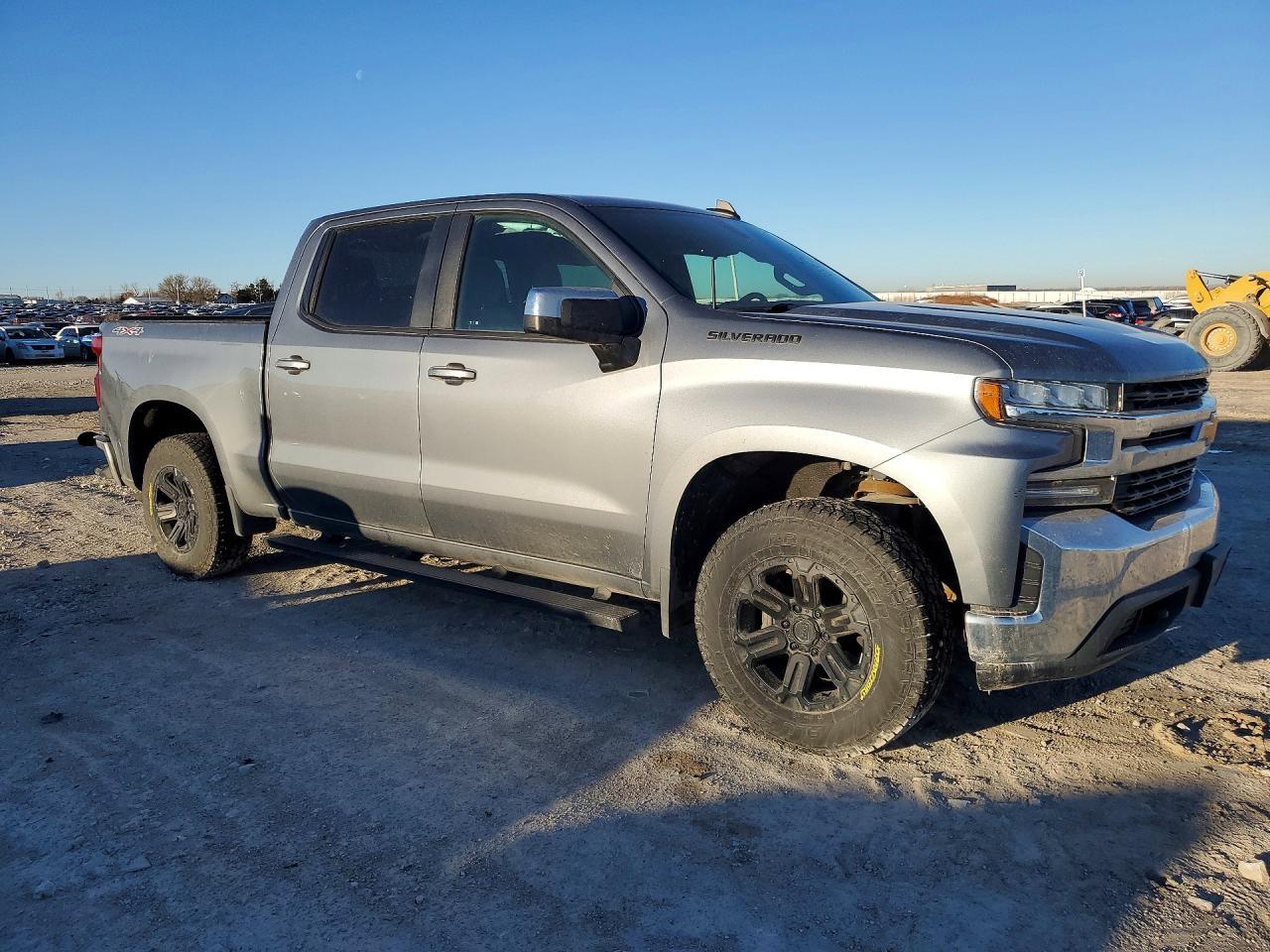 2019 Chevrolet Silverado K1500 Lt - Image 4