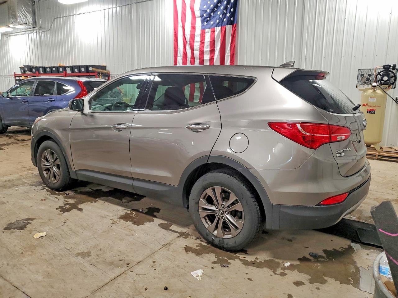 2013 Hyundai Santa Fe Sport 2.4L - Фото 2