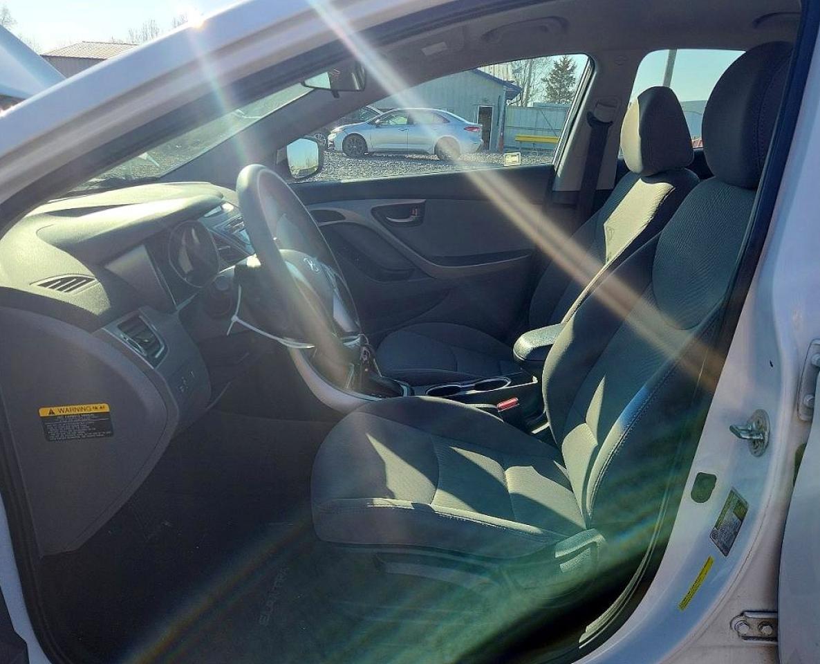 2014 Hyundai Elantra Se - Фото 7