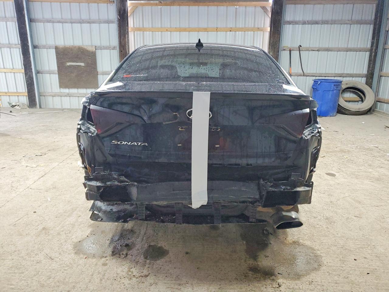2017 Hyundai Sonata Base - Image 6