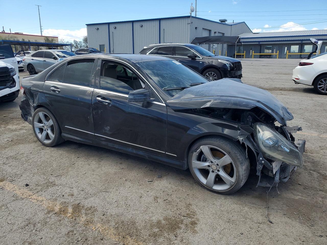 2014 Mercedes-Benz C 250 - Фото 4