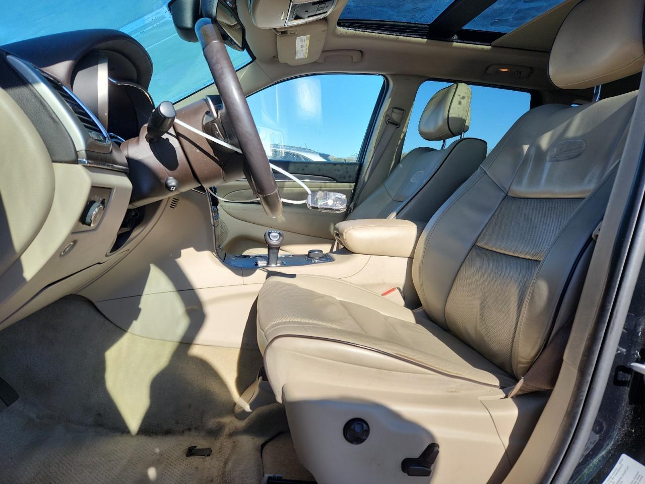 2014 Jeep Grand Cherokee Overland - Image 7
