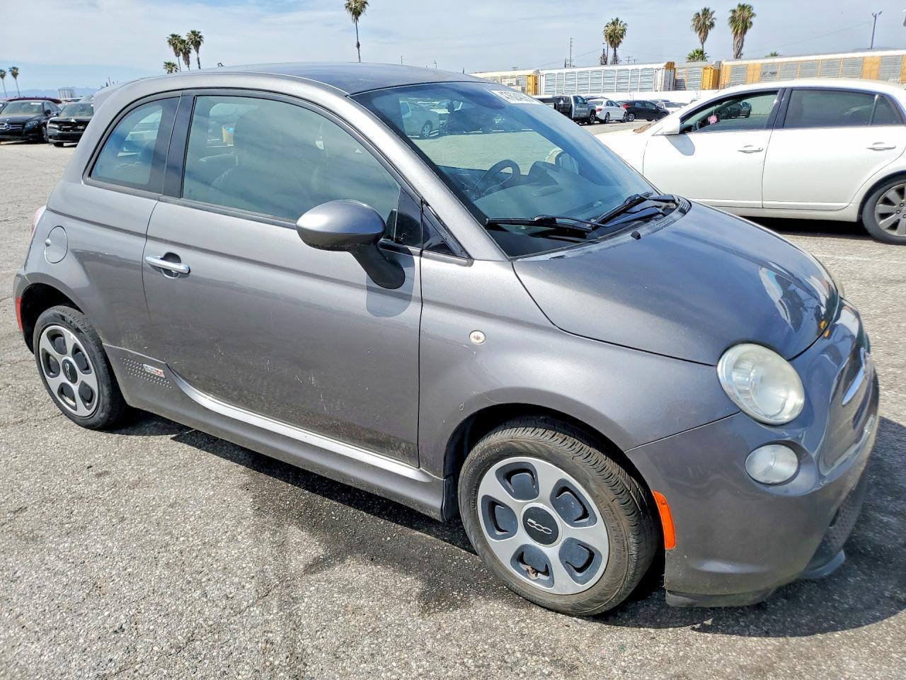 2013 Fiat 500 Electric - Фото 4