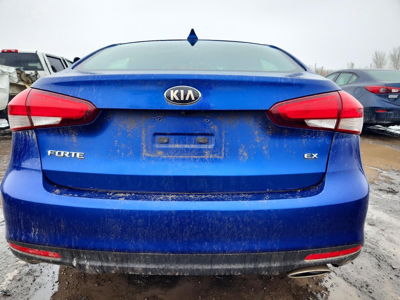 2017 Kia Forte Ex - Image 6
