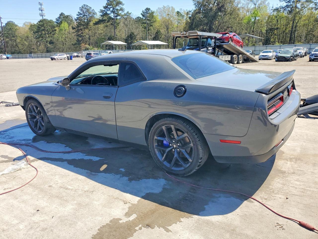 2019 Dodge Challenger R - Фото 2