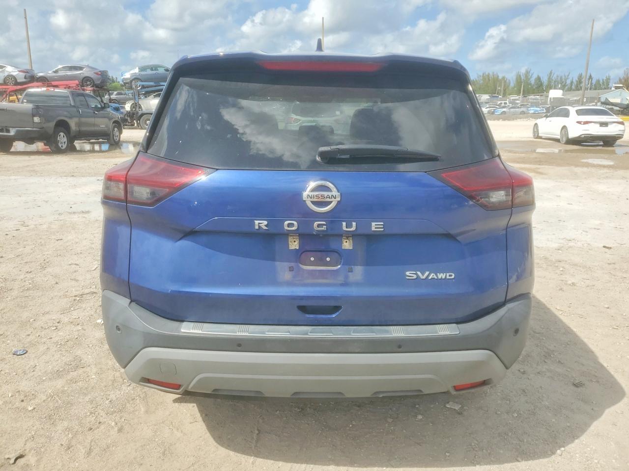 2021 Nissan Rogue Sv - Image 6